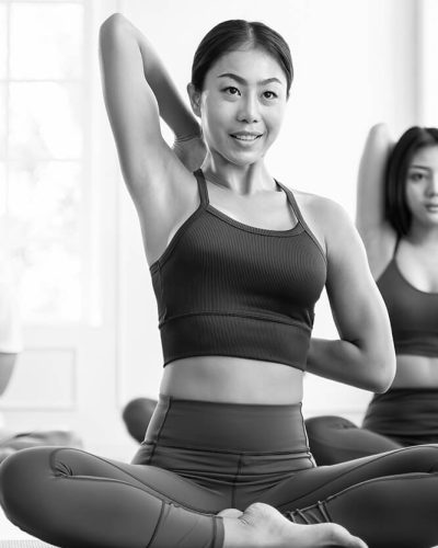 young-asian-group-sporty-attractive-people-learnin-WPWRAEW